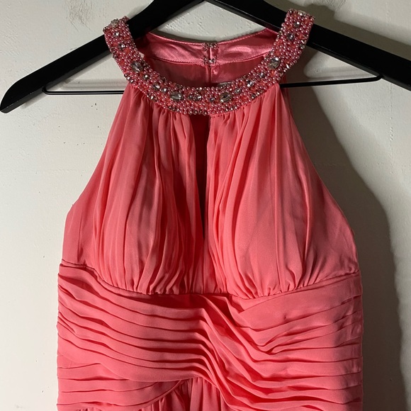 Eliza J Pink Embellished Neck Layered Chiffon Dress - Picture 4 of 10